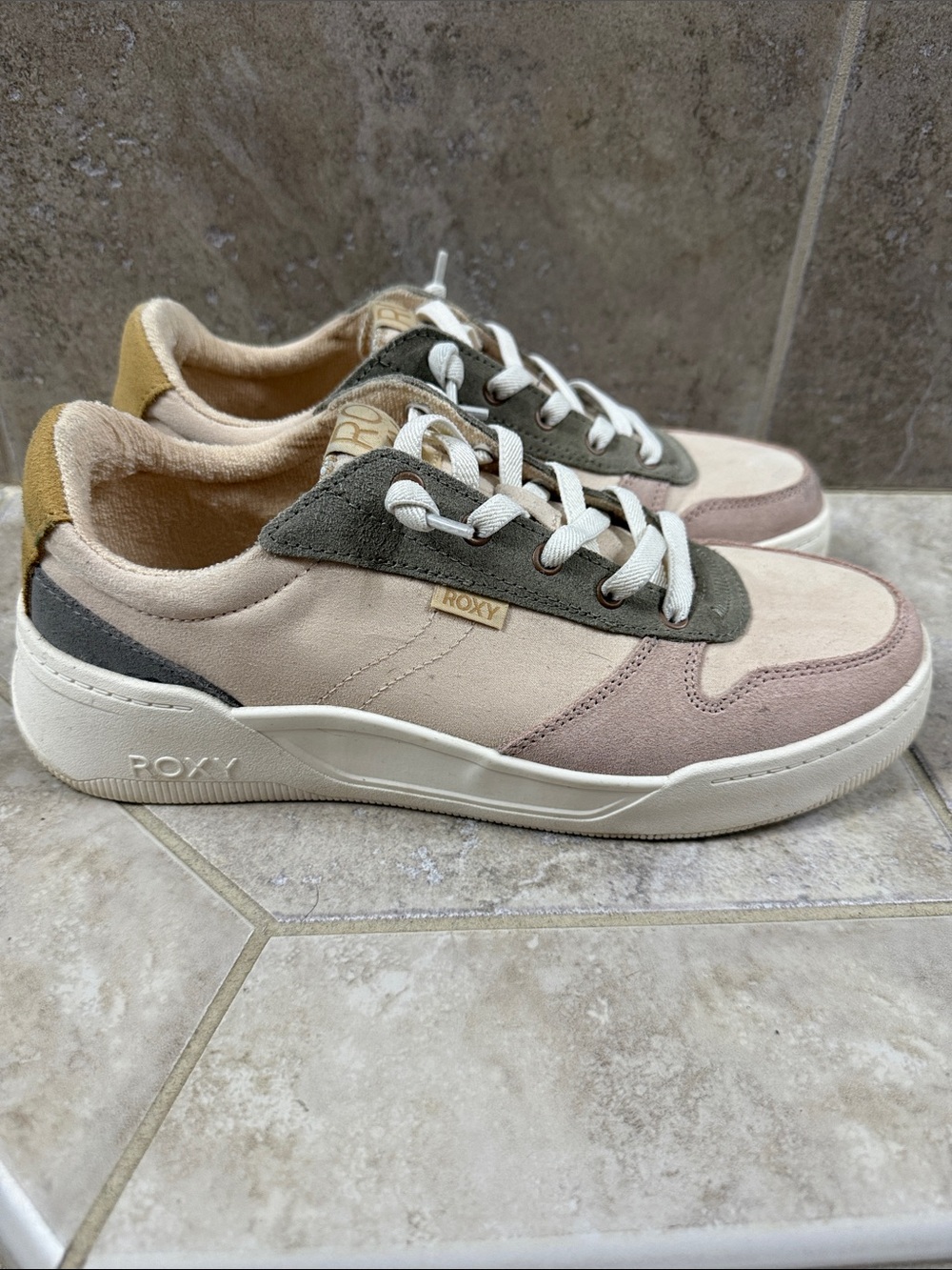 Roxy Suede & Textile Sneakers in Pink, Olive & Cream Women’s Size 9 - Picture 2 of 4